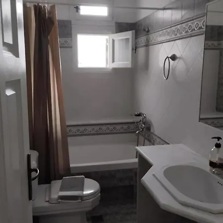 Paros - - 2 Bathrooms Apartment *